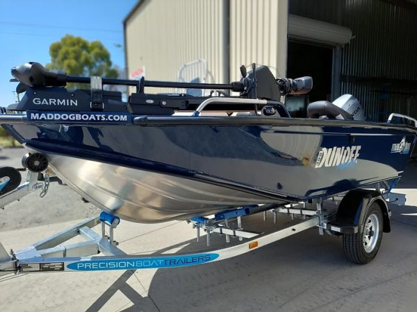 Dundee Explorer open boat