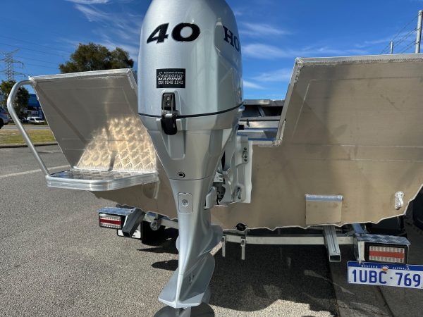 Makocraft 425 Commander HD - Image 15