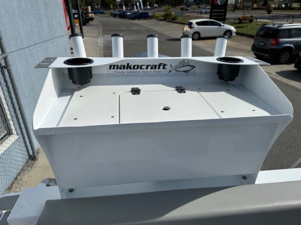 Makocraft 631 Island Cab - Image 20