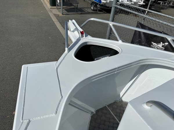 Makocraft 631 Island Cab - Image 27