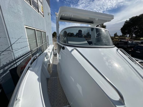 Makocraft 631 Island Cab - Image 28