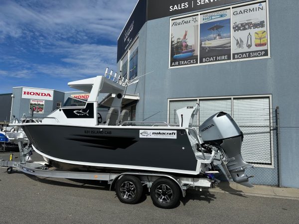 Makocraft 631 Island Cab - Image 12