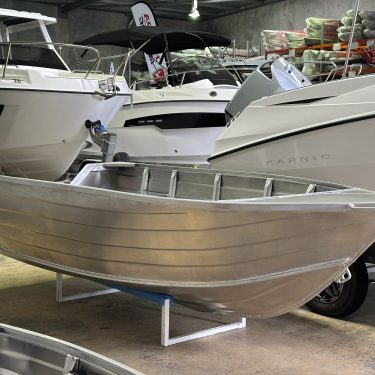 Makocraft 371 HD Dinghy
