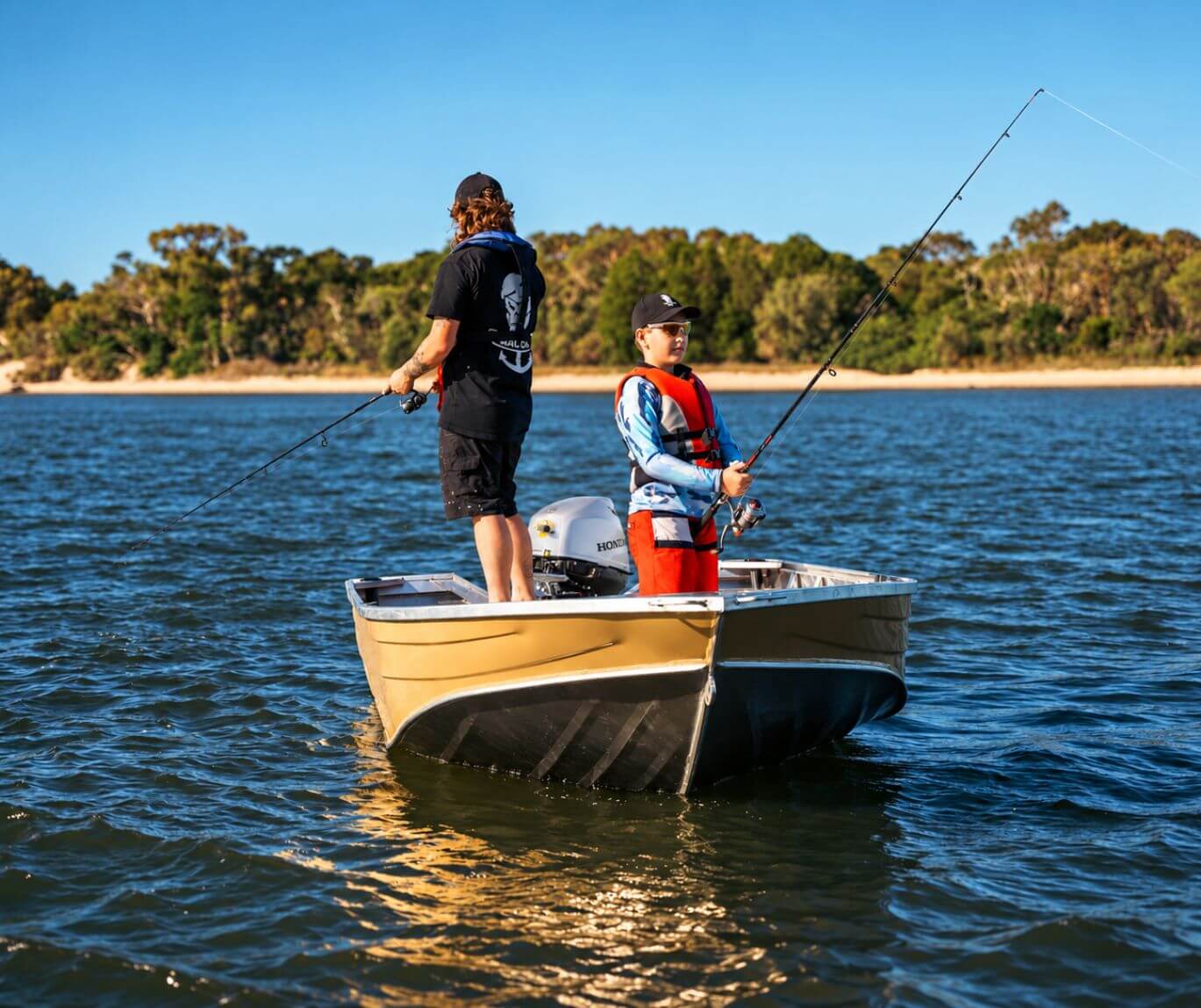 The Makocraft 386 running across calm water